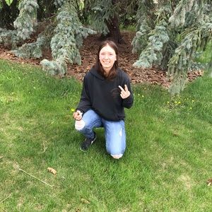 Meet your Posher, Makelle